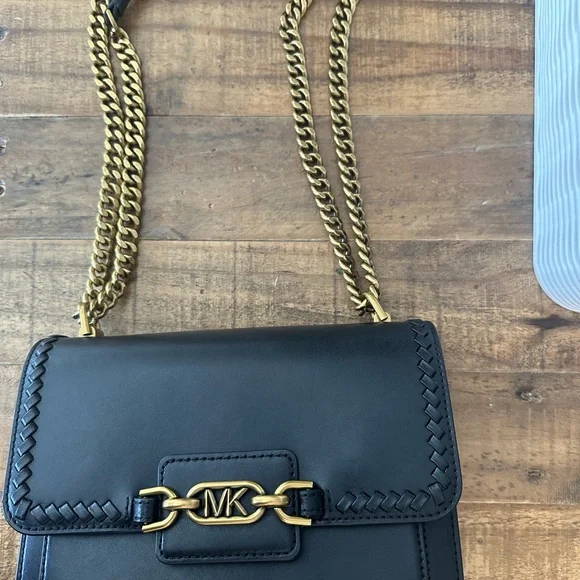 Michael Kors Black and Gold Crossbody Bag with Chain Detailing - Picture 4 of 6